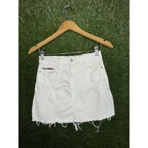 Tommy Jeans White Distressed Denim Mini Skirt Size 4 W27 Raw Hem Tommy Hilfiger